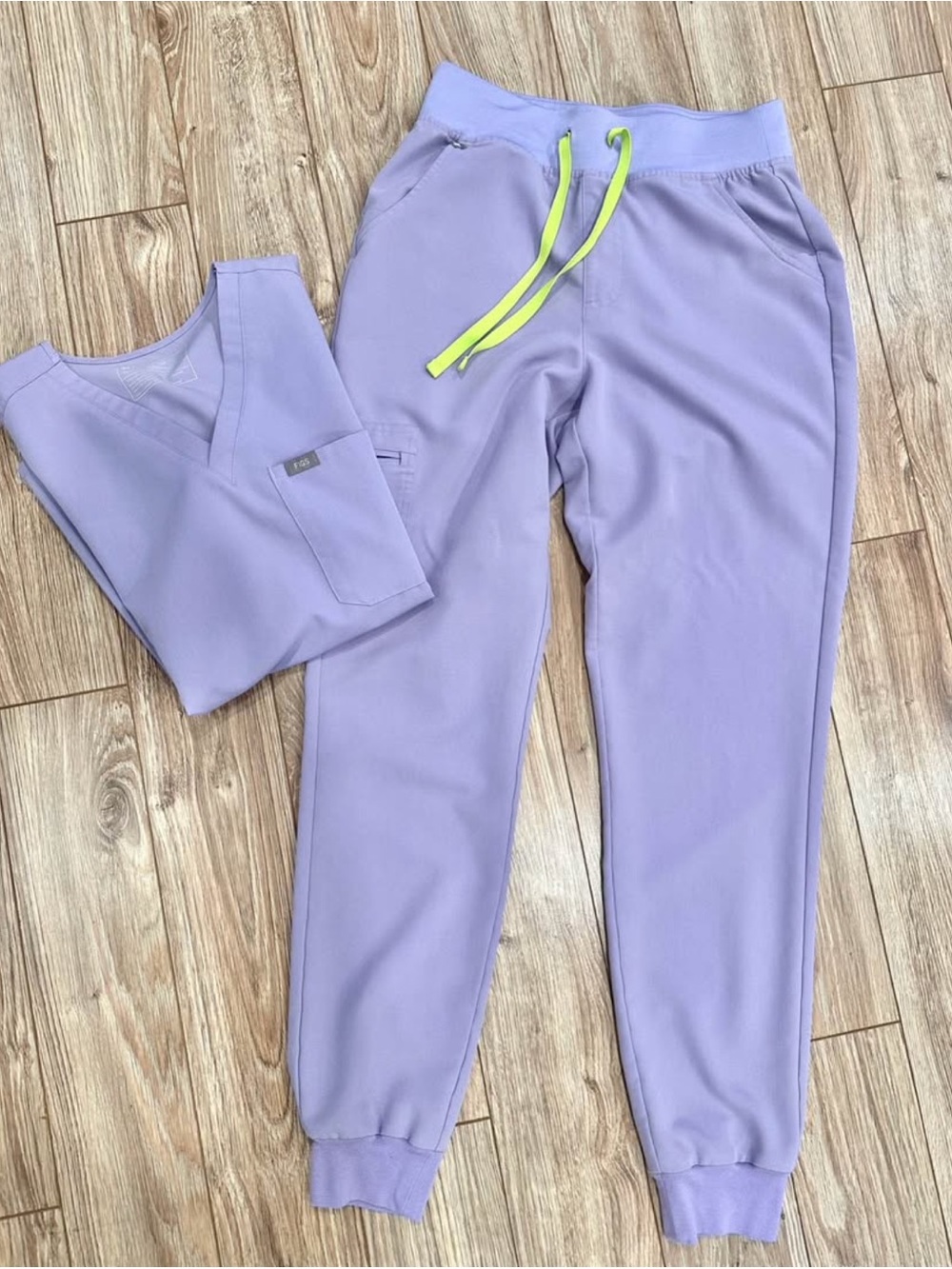 Figs Scrubs Set, Lavender